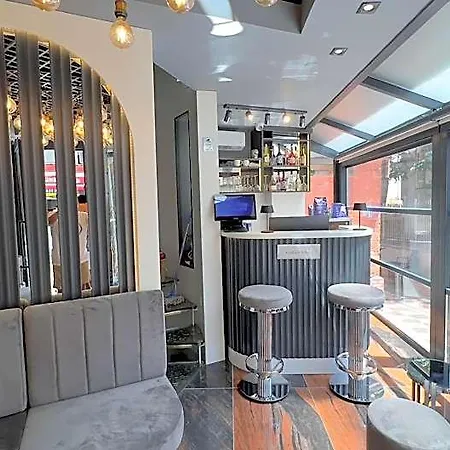 Hotel Madrigal Boutique