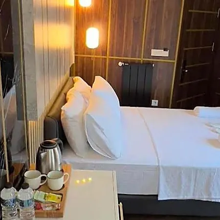 Hotel Madrigal Boutique
