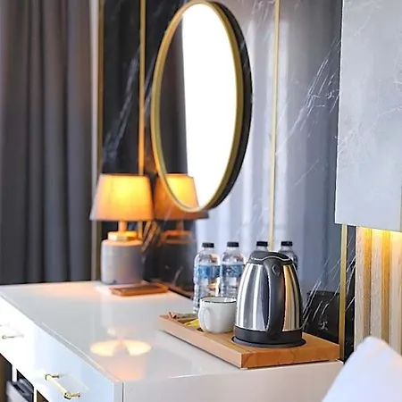 Hotel Madrigal Boutique 3*