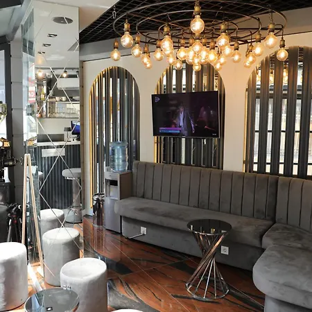 Szálloda Madrigal Boutique *